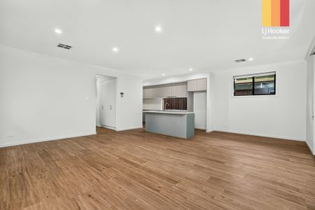 16 & 16A Geraldine Street, Valley View SA, Belconnen - Photo 3