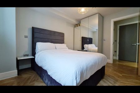 1 Bed Flat, Newhall Street, B3 - Photo 5