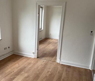 Lübeck/ Marli ruhige zwei Zimmer Wohnung 2. Stock - Photo 1