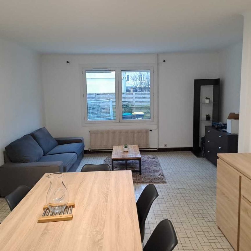 Location Maison 4 pièces 79m² ANGERS 49000 - Photo 1