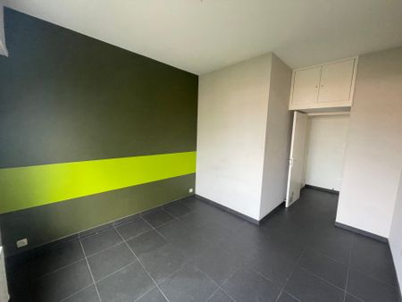 Appartement gelegen op 2de verdieping in 'Buizegem' wijk - Foto 3