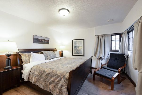 2676 Haywood Avenue, West Vancouver (Furnished) - Photo 1