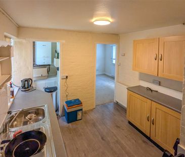 2 bedroom terraced house to rent - Photo 5