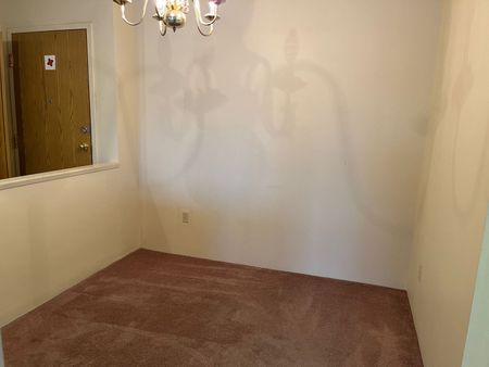 Apartment in Thorncliffe - Photo 5