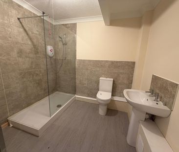 Elliott Road, March - Photo 1