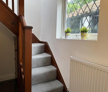 2 bedroom end of terrace house to rent - Photo 5