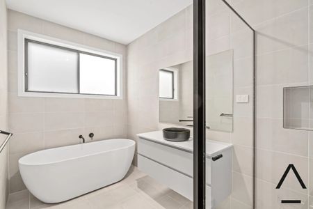 12 Anouska Street, Catherine Hill Bay NSW 2281 - House For Rent | Domain - Photo 5