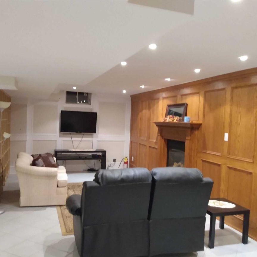 For Lease - 38 Lois Drive Unit# Bsmt, Vaughan, Ontario - Photo 1