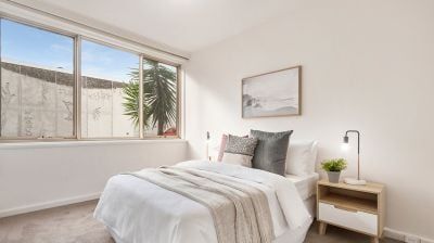 Sunny, Stylish & Instantly Rewarding - Photo 2