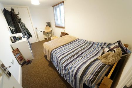 5 bedroom house to rent - Photo 2