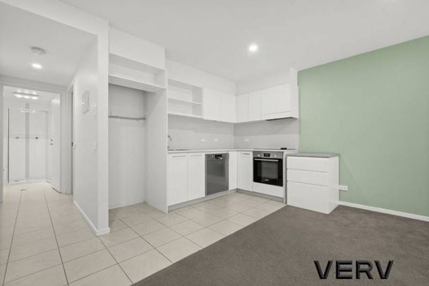 CHARMING ONE BEDROOM APARTMENT - Photo 1