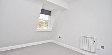 Marine Parade, CT20 1PX, Folkestone - Photo 2