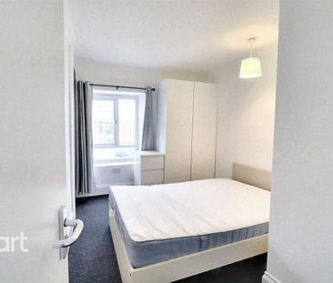 1 bedroom in a house share to rent - Photo 5