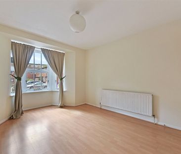 Corfield Street, E2, London - Photo 2