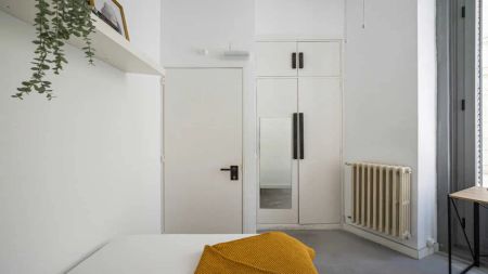 Room in a shared 68-bedroom apartment for rent in Justicia, Madrid. - Foto 4