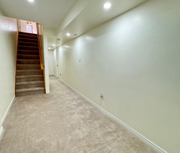 For Lease - 453 Aspendale Crescent, Mississauga, Ontario - Photo 5