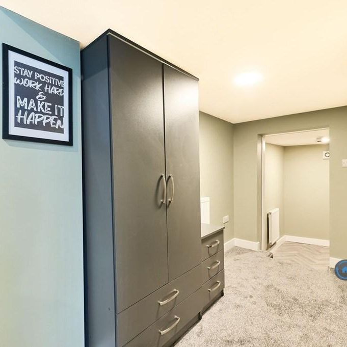 1 bedroom in a house share to rent - Photo 1