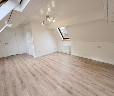 4 bedroom detached house to rent - Photo 6