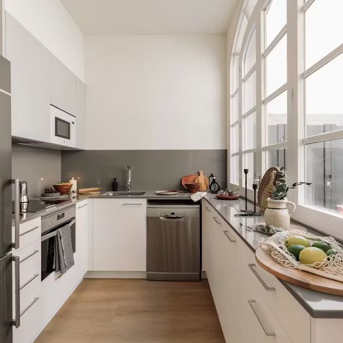 Carrer Gran de Gràcia, Barcelona, Catalonia 08012 - Photo 1