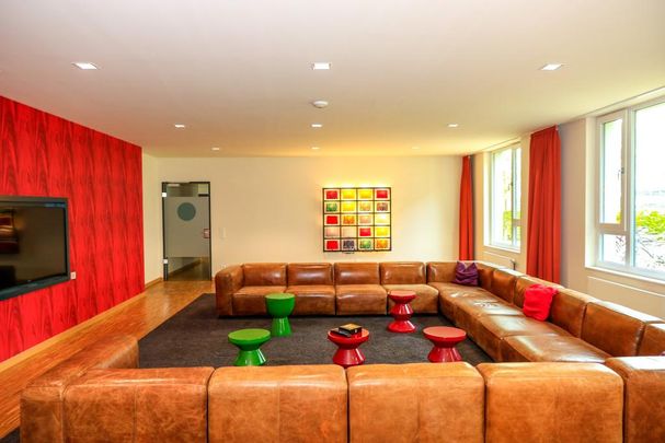 Bigger Bude 2.03.05 - Photo 1