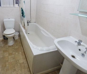 2 bed terraced house to rent in NE17 - Photo 6