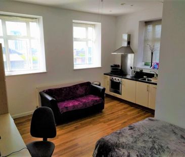 Studio to rent - Photo 4