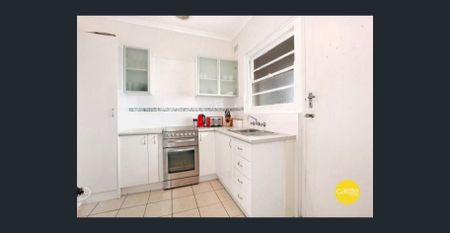 Inner City Living with Garage! - Photo 3