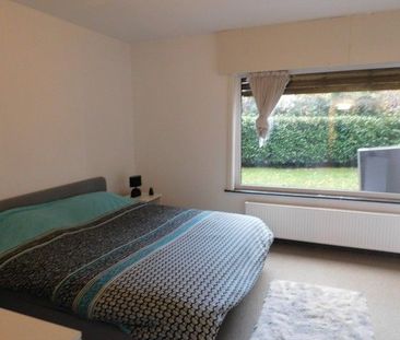 Knus gelijkvloers appartement met tuin - Photo 3