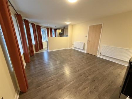 2 bedroom apartment to rent - Photo 4