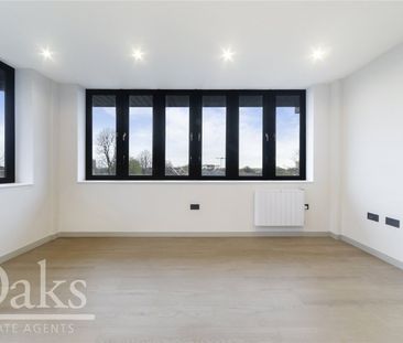 Dingwall Road, East Croydon, Surrey - Photo 6