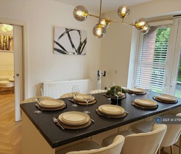 4 bedroom semi-detached house to rent - Photo 5