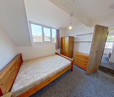 4 bedroom house to rent - Photo 1