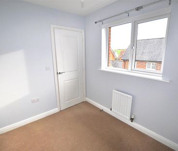 3 bedroom detached house to rent - Photo 3