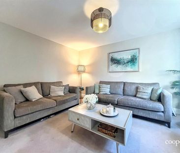 Cunningham Drive, Ickenham, UB10 - Photo 2