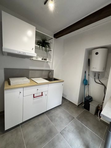 Location Appartement 2 pièces 19m² NIMES 30900 - Photo 3