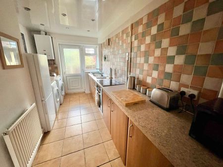 2 bed flat to rent in John Hunter Way, Bootle, L30 - Photo 5