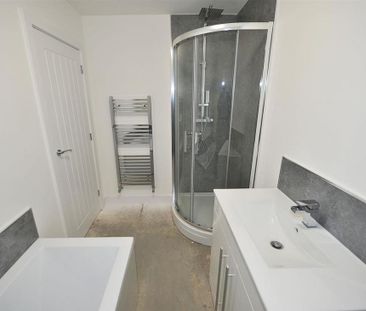 4 bedroom terraced house to rent - Photo 4