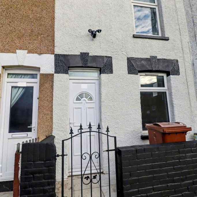 2 bedroom terraced house to rent - Photo 1