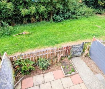 23 Ballygowan Gardens, Bangor, BT19 1QG - Photo 3