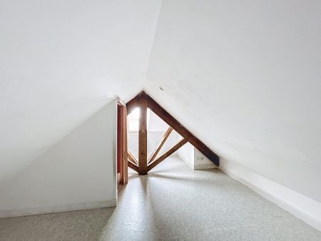 Location Appartement 1 pièce 37m² ST LO 50000 - Photo 5