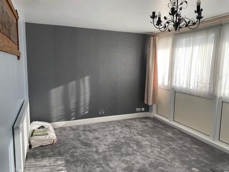 4 bedroom maisonette for rent - Photo 5