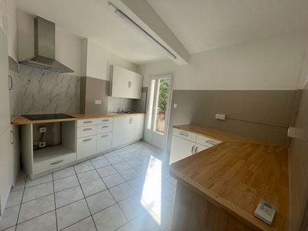 House - Photo 5