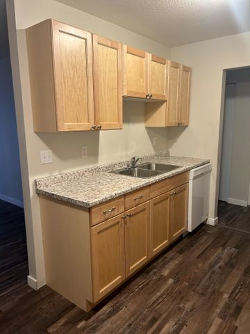 Killarney Court – 2 Bedroom - Photo 3