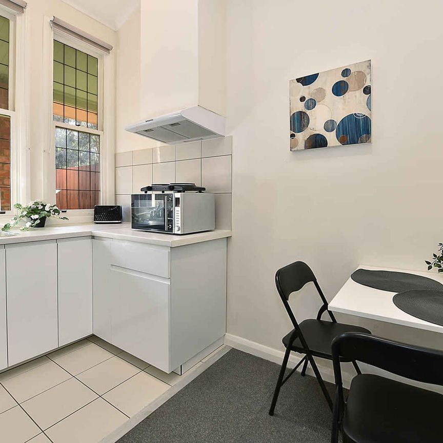 Studio 3 - Photo 1