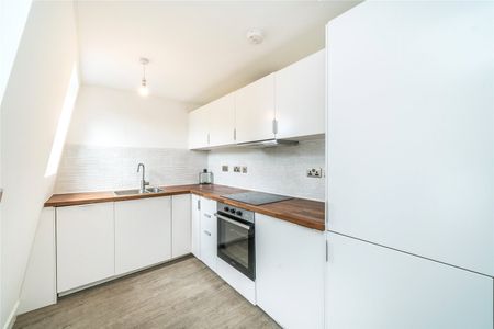 Southcroft Road, SW17, London - Photo 4