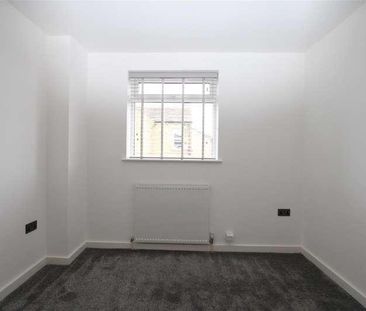 Fair Road, Bradford, BD6 - Photo 2