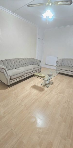 3 Bed Maisonette, Whitlock Drive, SW19 - Photo 1