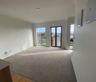 8 Mahalo Avenue, Wiri, Auckland - Photo 6