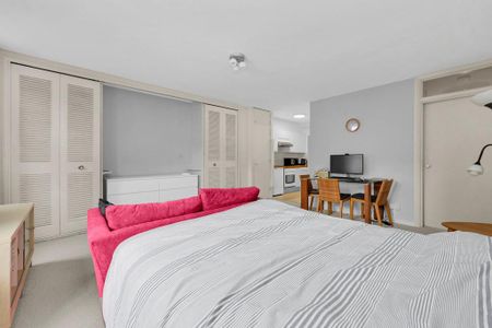 Studio to rent - Photo 3