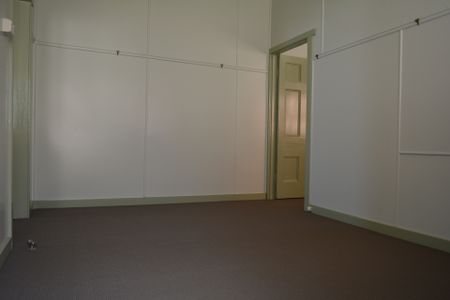 Convenience and Great Location - Photo 3